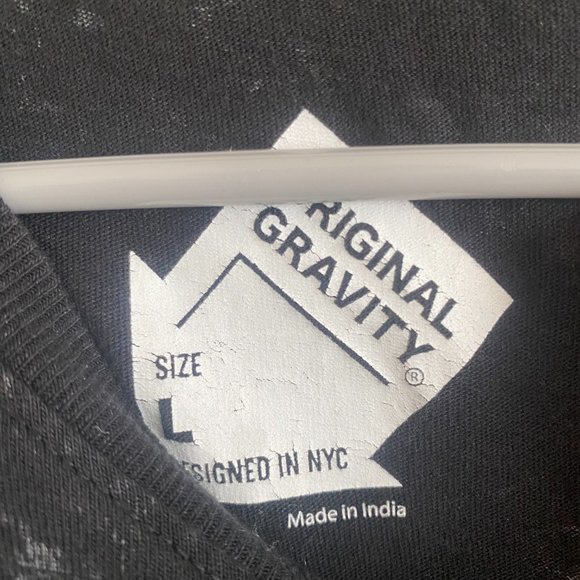 Original Gravity Graphic T shirt - Picture 3 of 3